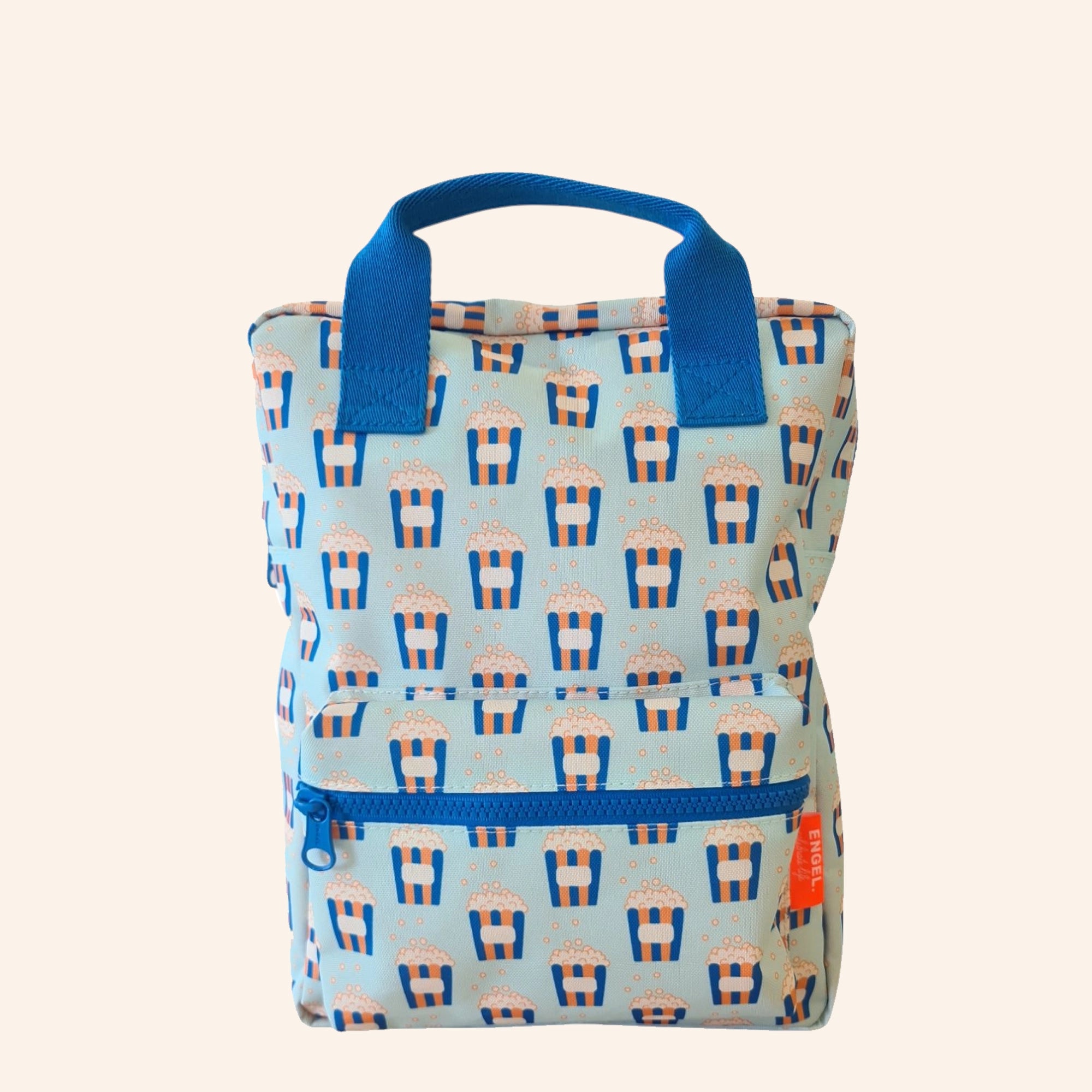 Kleine Engel rugzak met blauwe popcornprint.
