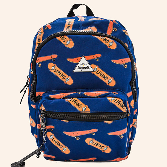 Little Legends kinderrugzak met skateboardprint in blauw en oranje.